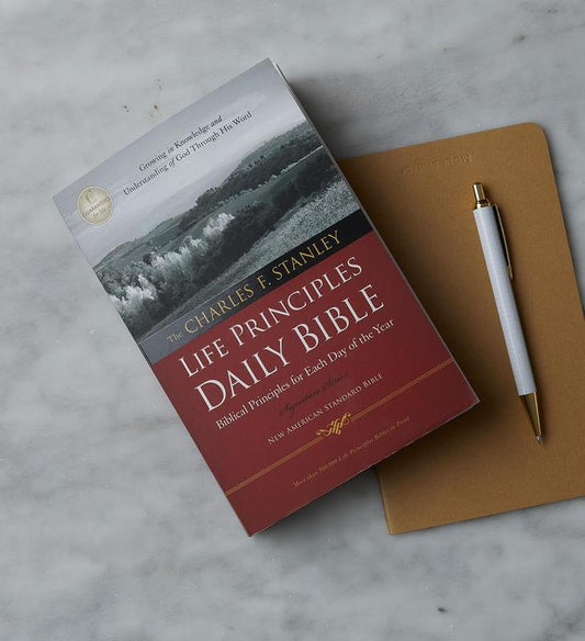 The Charles F. Stanley Life Principles Daily Bible